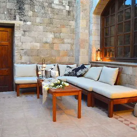 Villa Medieval