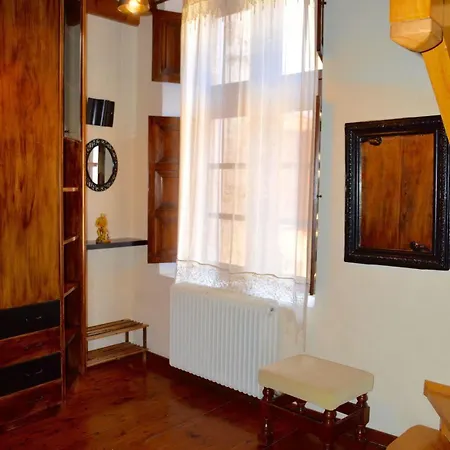 Villa Medieval *
